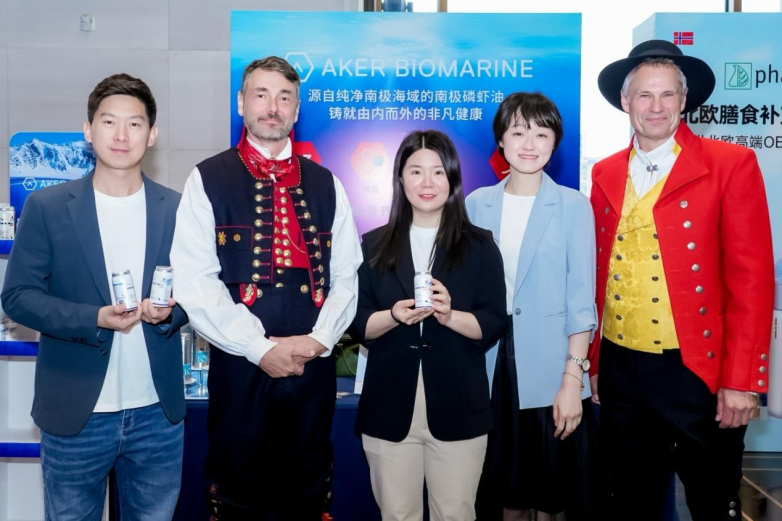 亮相上海挪威国庆日晚宴创新科技赋能宠物健康新未来pg电子模拟器试玩挪威高端宠物营养品牌VCare(图3)